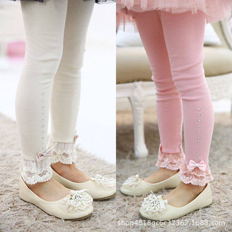 Leggings avec joli nœud et bas volanté en dentelle