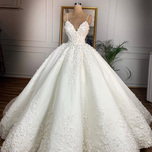 Robe de mariée sexy en dentelle à col en V profond – Longueur au sol – Aura romantique et élégance – Banquet de mariage – Nouveauté printemps 2024