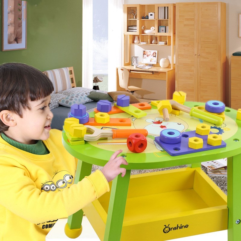 Table d’Outils de Simulation – Atelier de Bricolage pour Enfants