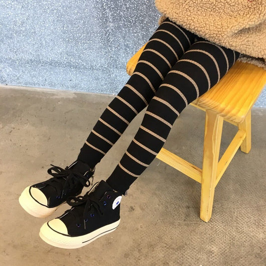 Legging Bébé Tricoté à Rayures – Extensible, Doux et Polyvalent pour Enfants