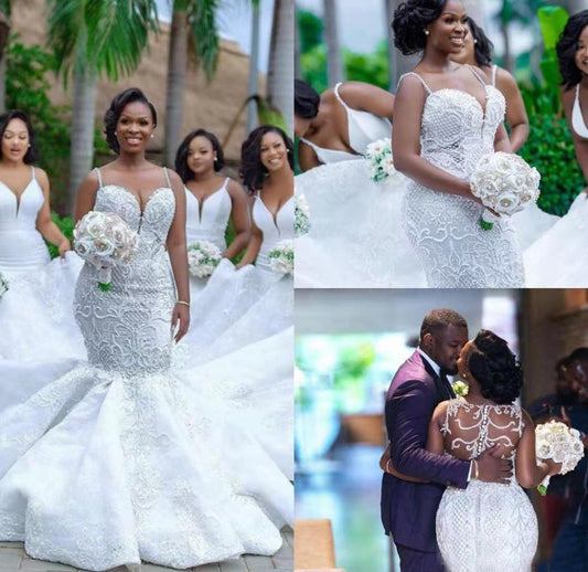 Robe de mariée africaine sirène en dentelle avec découpes
