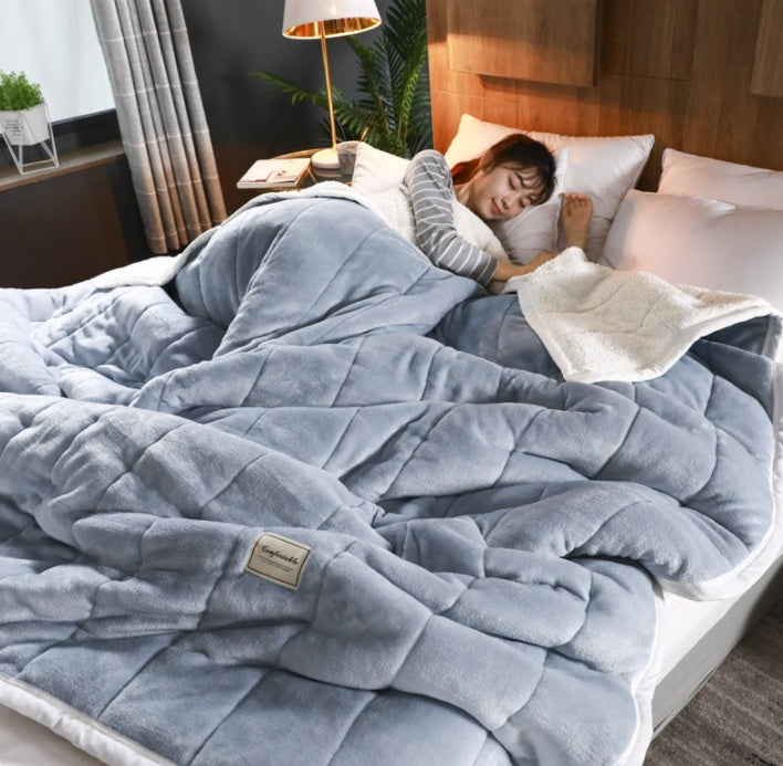couverture double couche en flanelle corail épaisse pour les enfants / Double layer thick coral fleece blanket