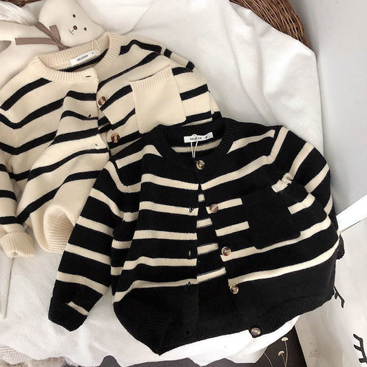 Gilet Cardigan Rayé Doux pour Fille – Style Tendance Automne/Hiver