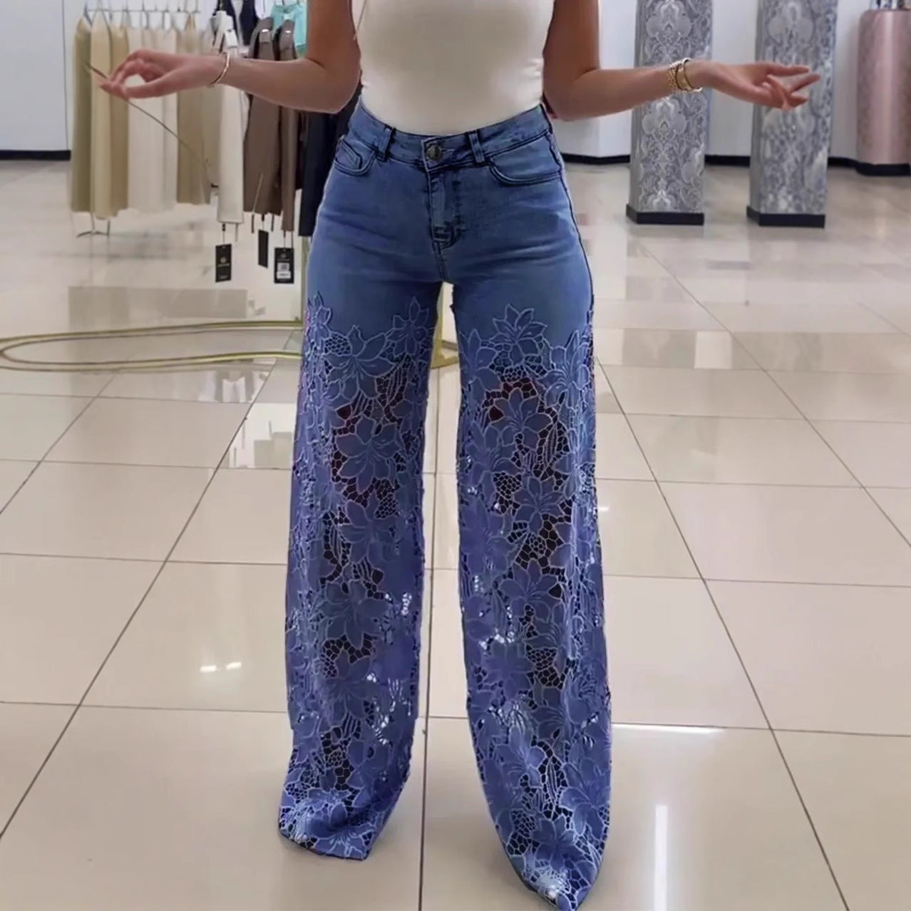 Jean femme Y2K à dentelle et fleurs ajourées – Taille haute, coupe droite à jambe large