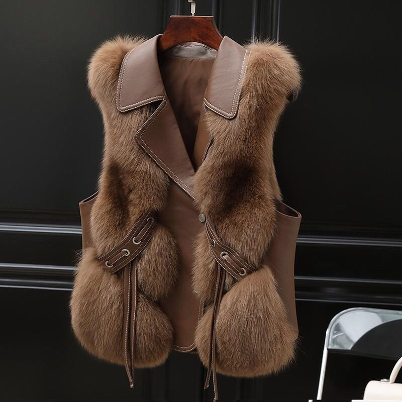 Gilet court en fausse fourrure – Élégant, chaud et tendance pour l’automne et l’hiver