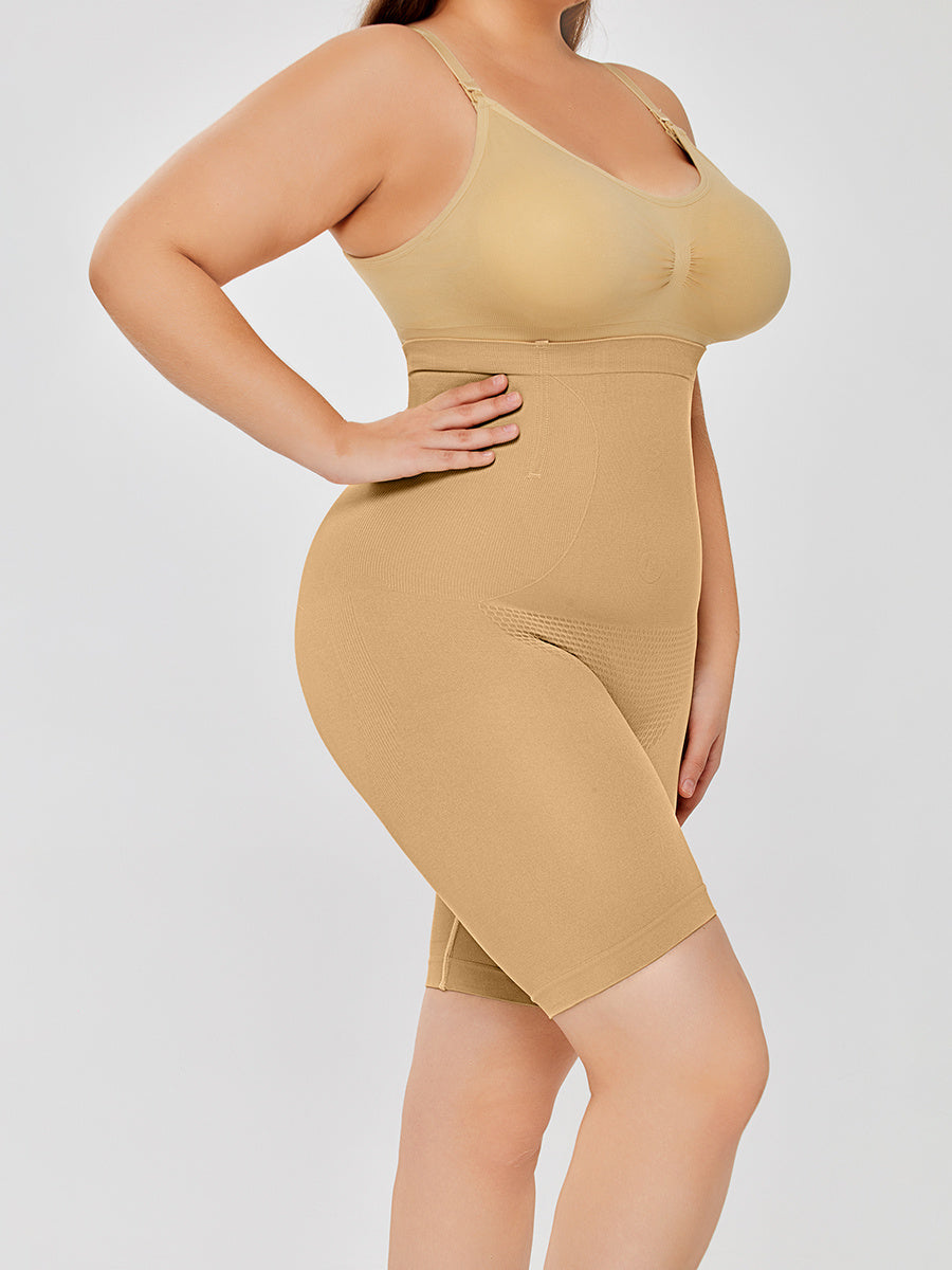 Femme Sculptant- Gainant Invisible