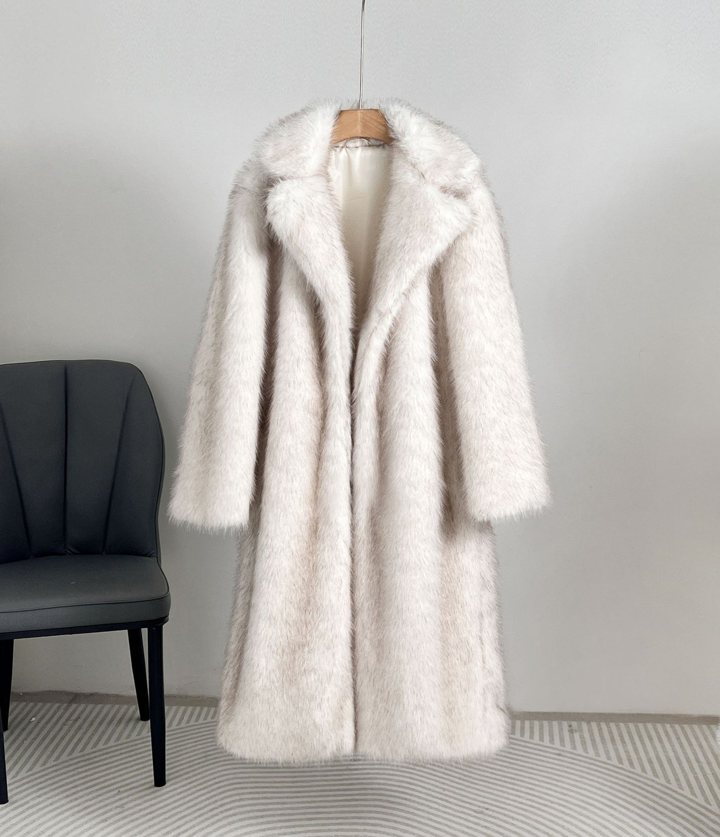 Manteau long en fausse fourrure – Automne & hiver, style élégant et chaud
