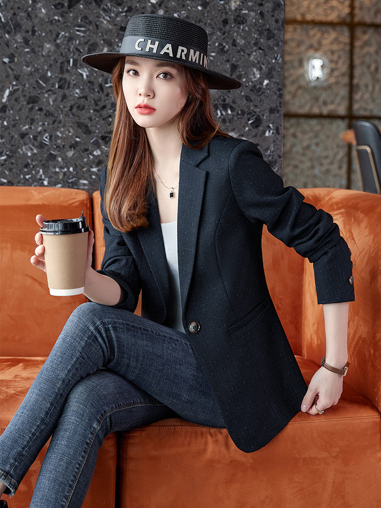 Blazer Femme Court à Petits Carreaux Roses – Élégant, Tendance et Féminin