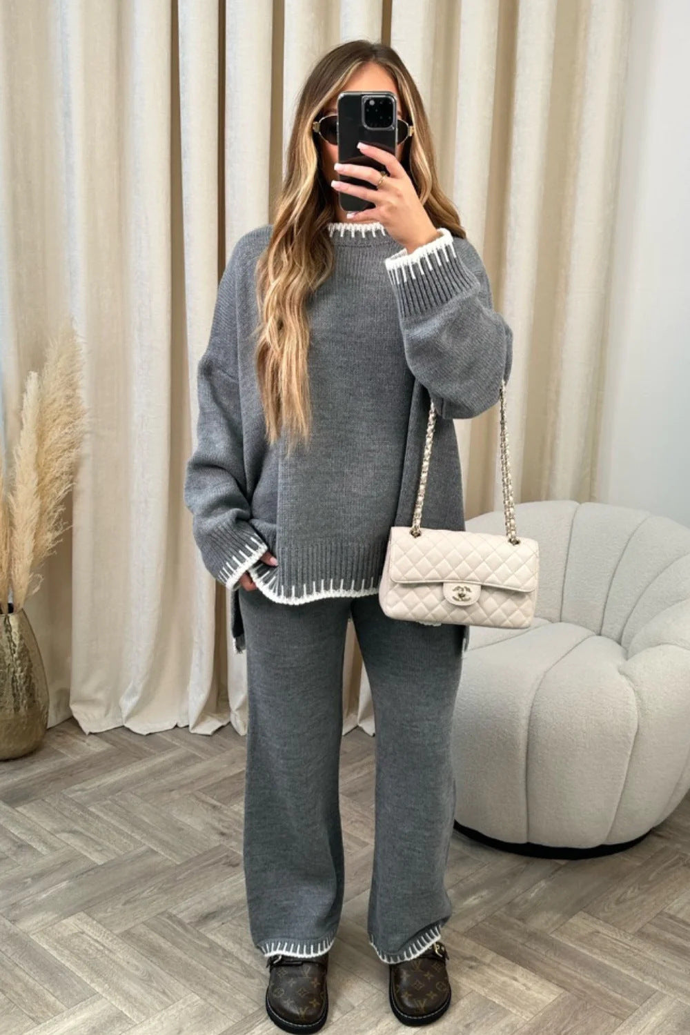 Ensemble femme deux pièces – Pull à manches longues fendue et pantalon droit large