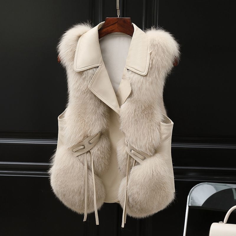 Gilet court en fausse fourrure – Élégant, chaud et tendance pour l’automne et l’hiver