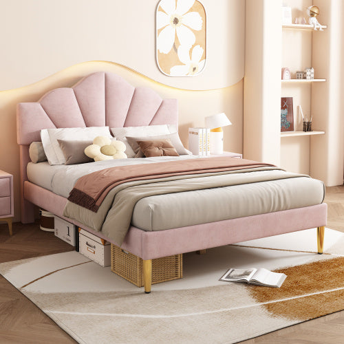 Lit double en velours capitonné – 135 × 190 cm (4ft6), design coquillage avec pieds dorés