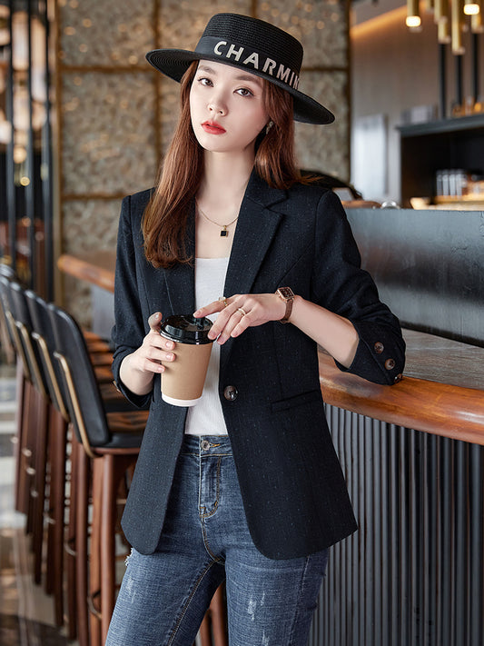 Blazer Femme Court à Petits Carreaux Roses – Élégant, Tendance et Féminin