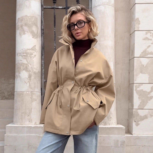 Manteau trench femme mi-long – Taille cintrée par cordon, style élégant